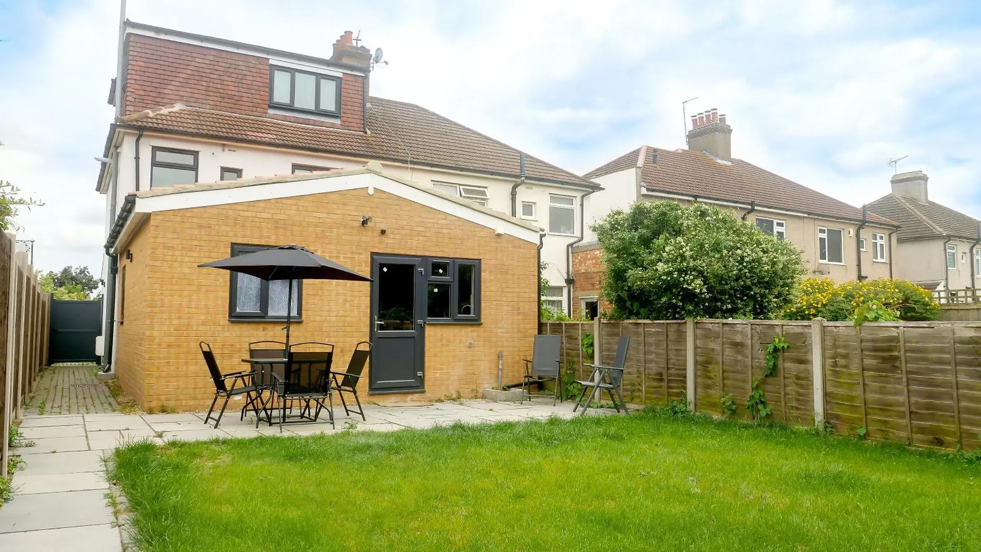 Royal Luxe 6 Bed House In London Apartment Bexleyheath
